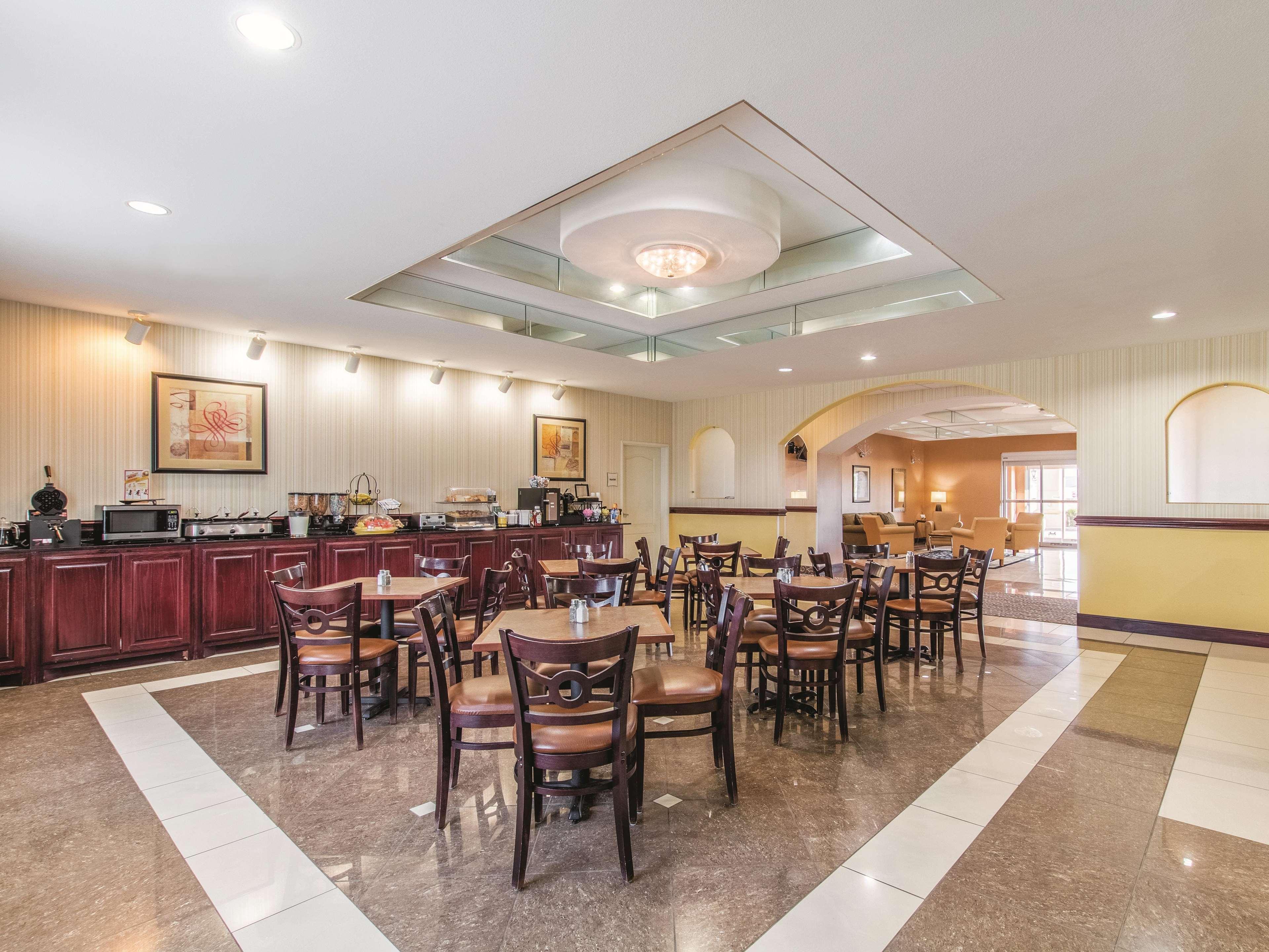 La Quinta By Wyndham Bridgeport Hotell Eksteriør bilde