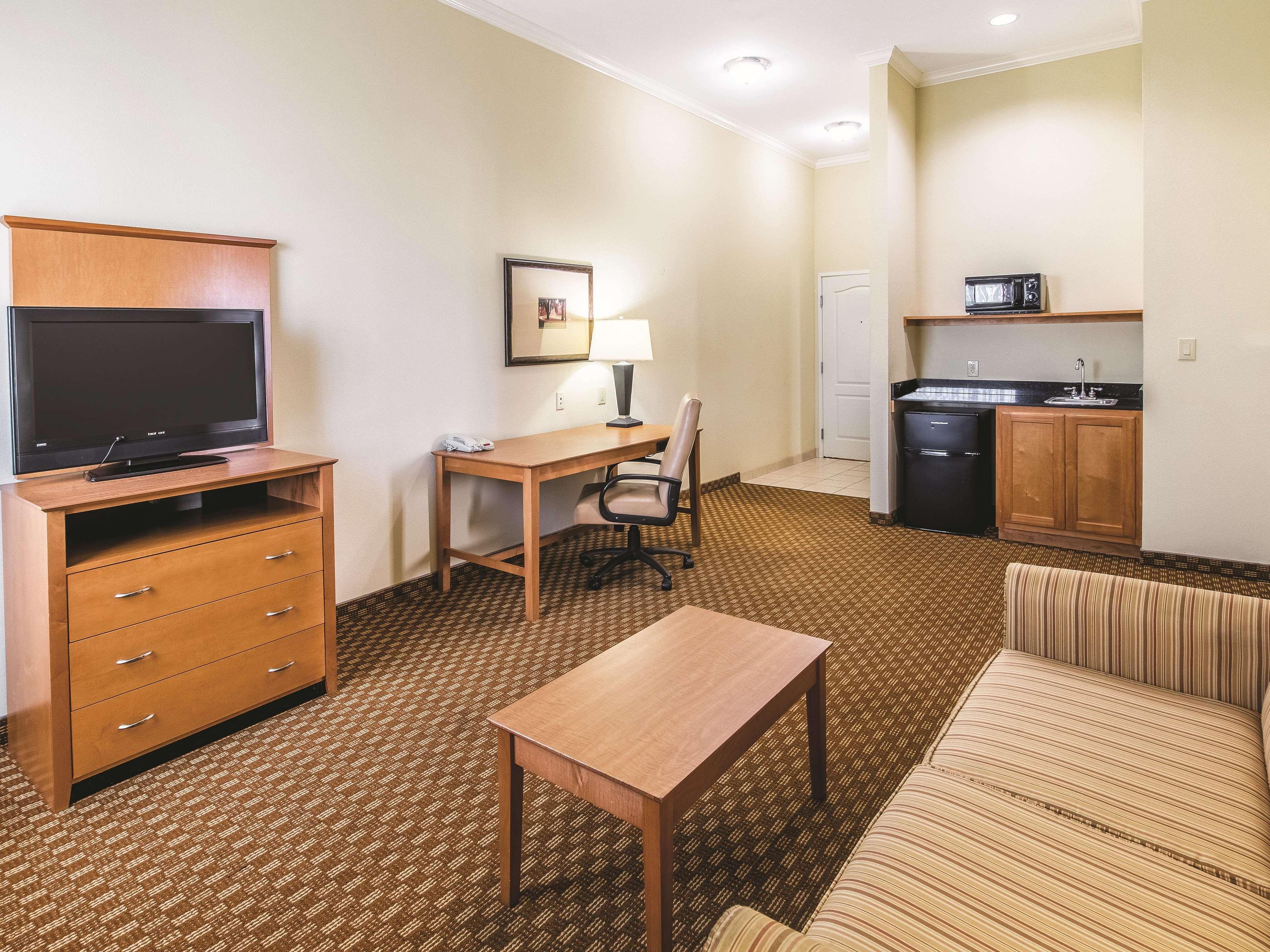 La Quinta By Wyndham Bridgeport Hotell Eksteriør bilde