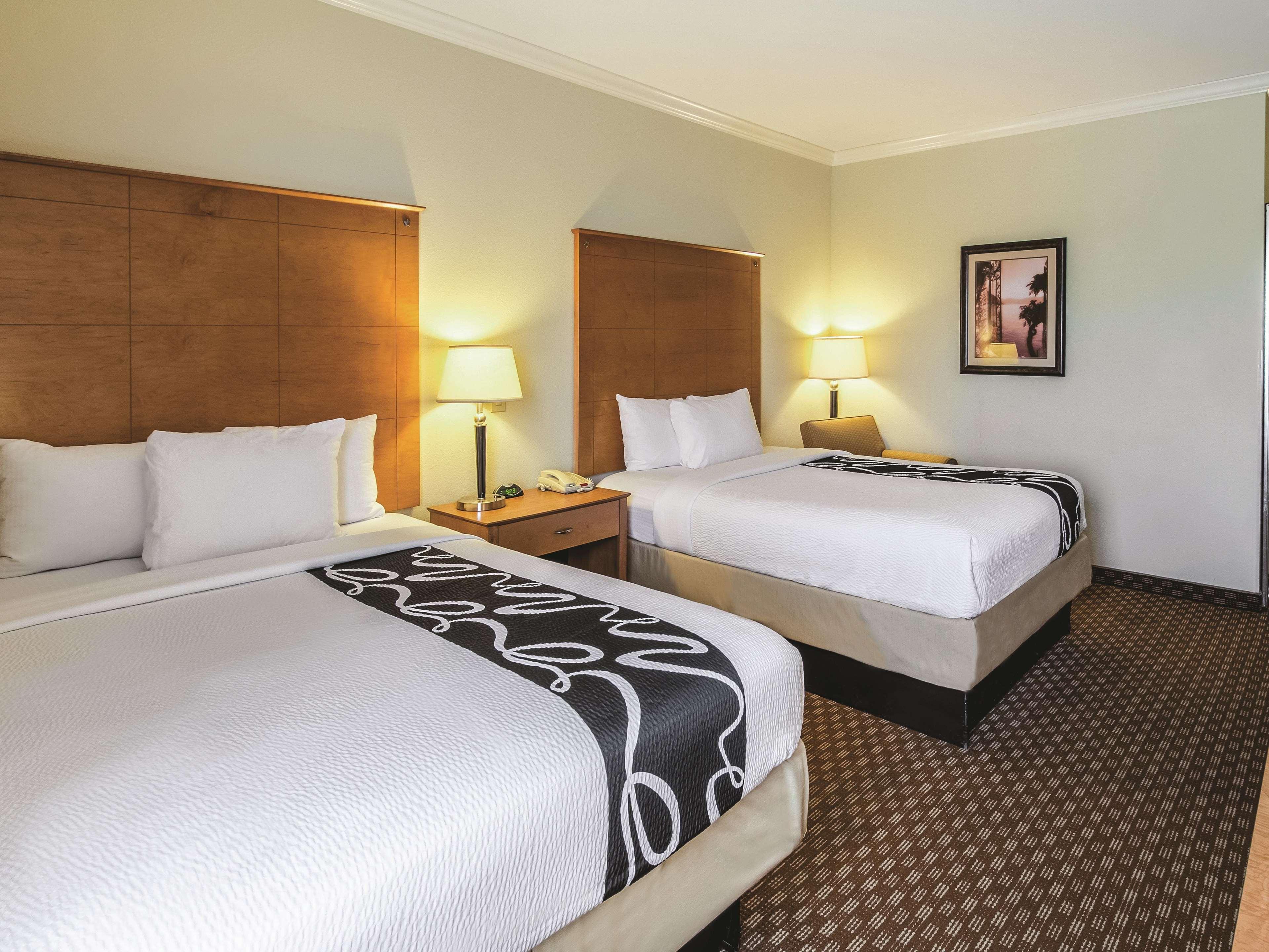 La Quinta By Wyndham Bridgeport Hotell Eksteriør bilde