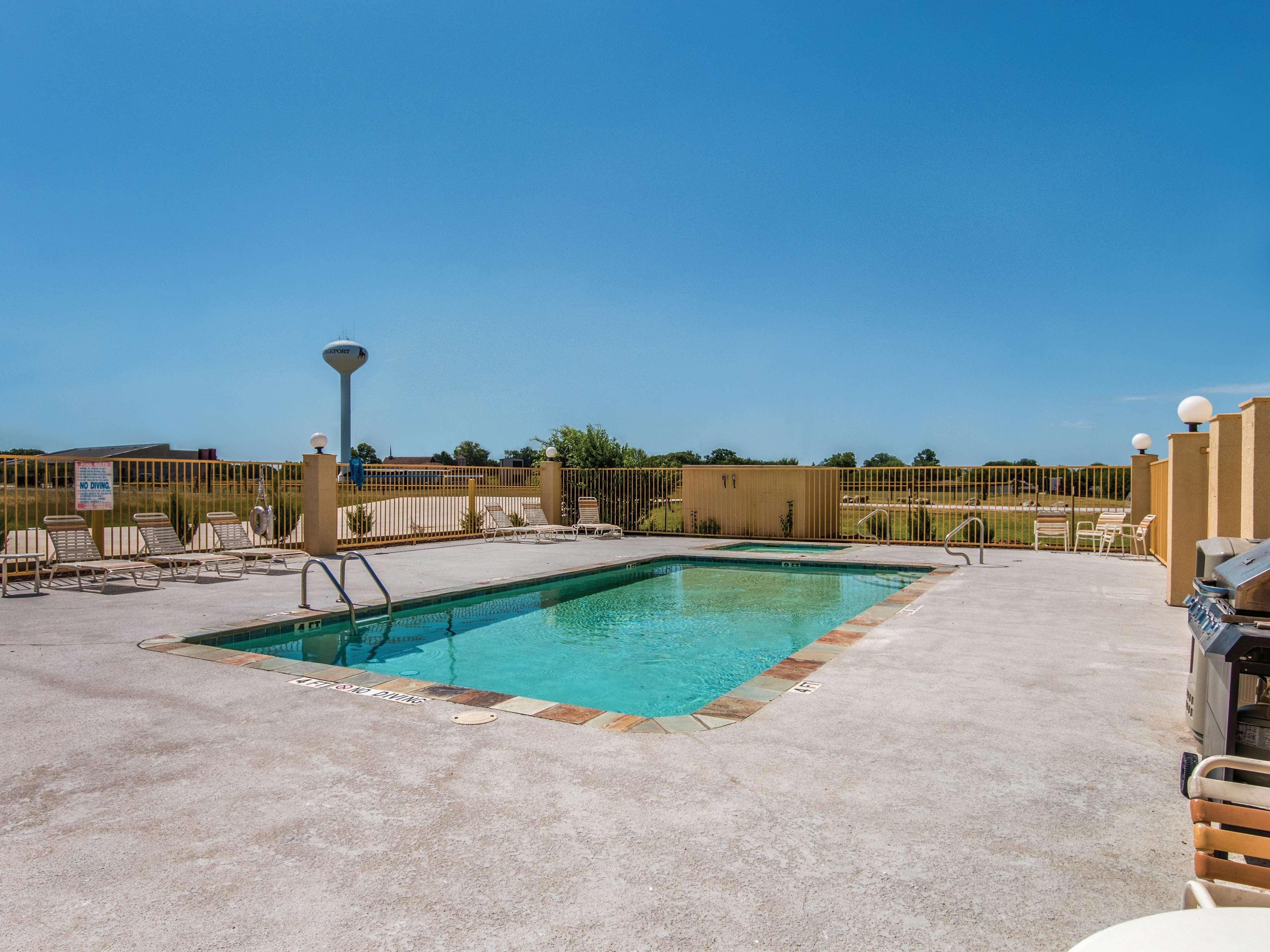 La Quinta By Wyndham Bridgeport Hotell Eksteriør bilde